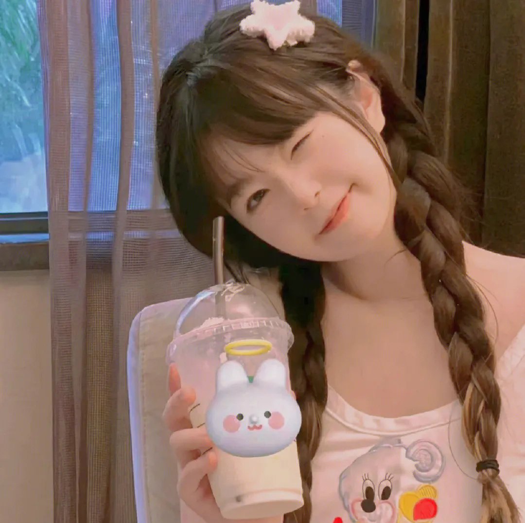女走私犯玛丽莎 封面